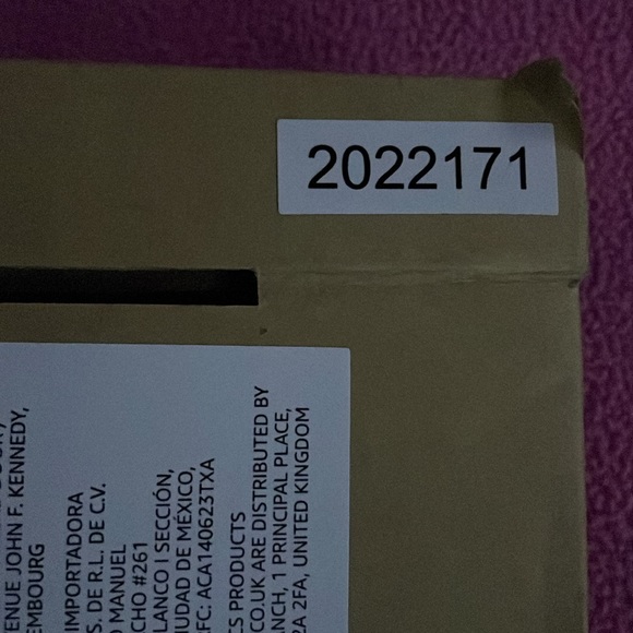 NEW USB 3.0 to 10/100/1000 Gigabit Ethernet
Internet Adapter for type C device - Picture 8 of 9